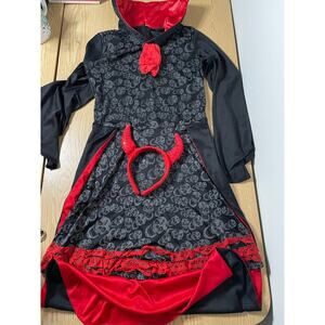 Kids or Womens 2Pc Vampress Gothic Halloween Devil Costume kids XL Women’s Xs/Sm